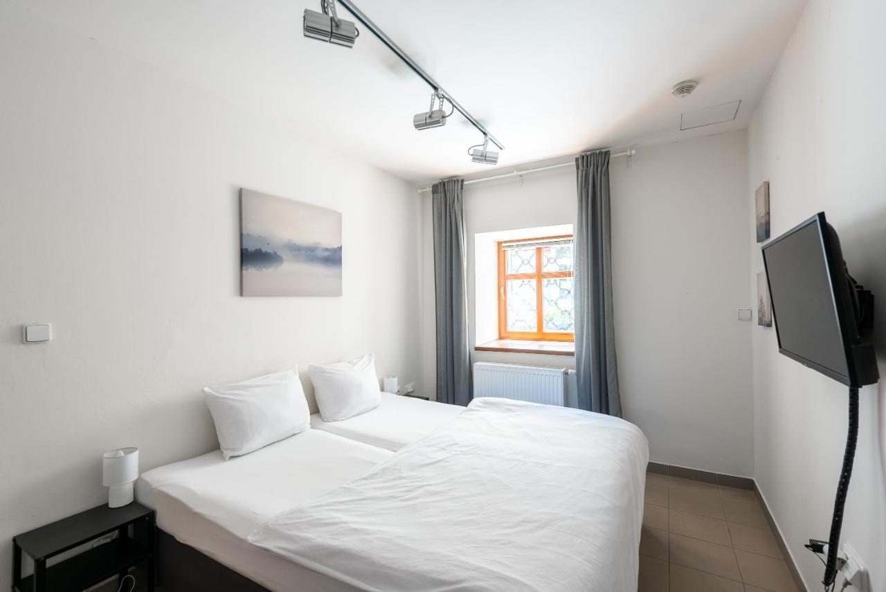 Apartman Muzeum Obchodu كارلستين المظهر الخارجي الصورة
