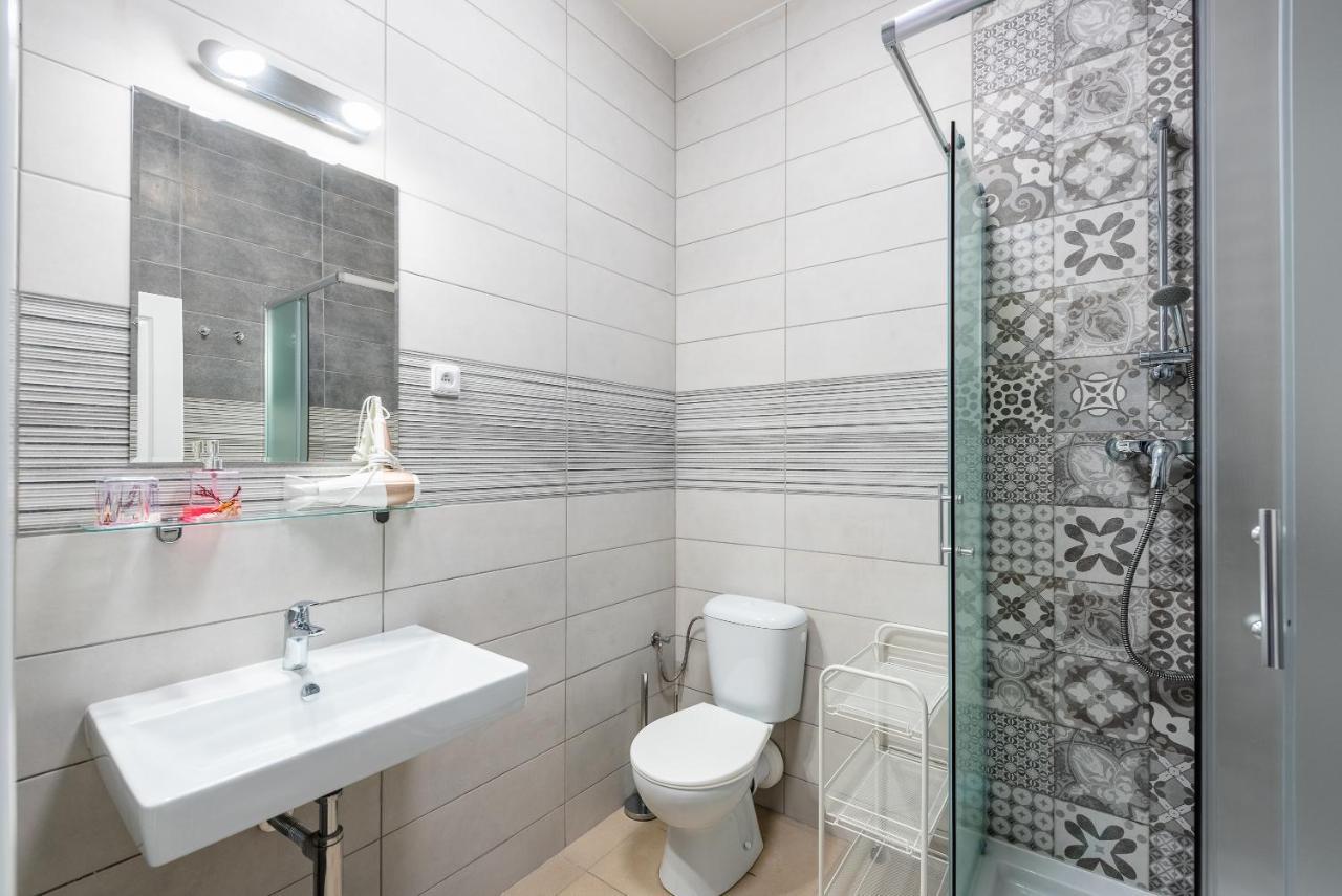 Apartman Muzeum Obchodu كارلستين المظهر الخارجي الصورة