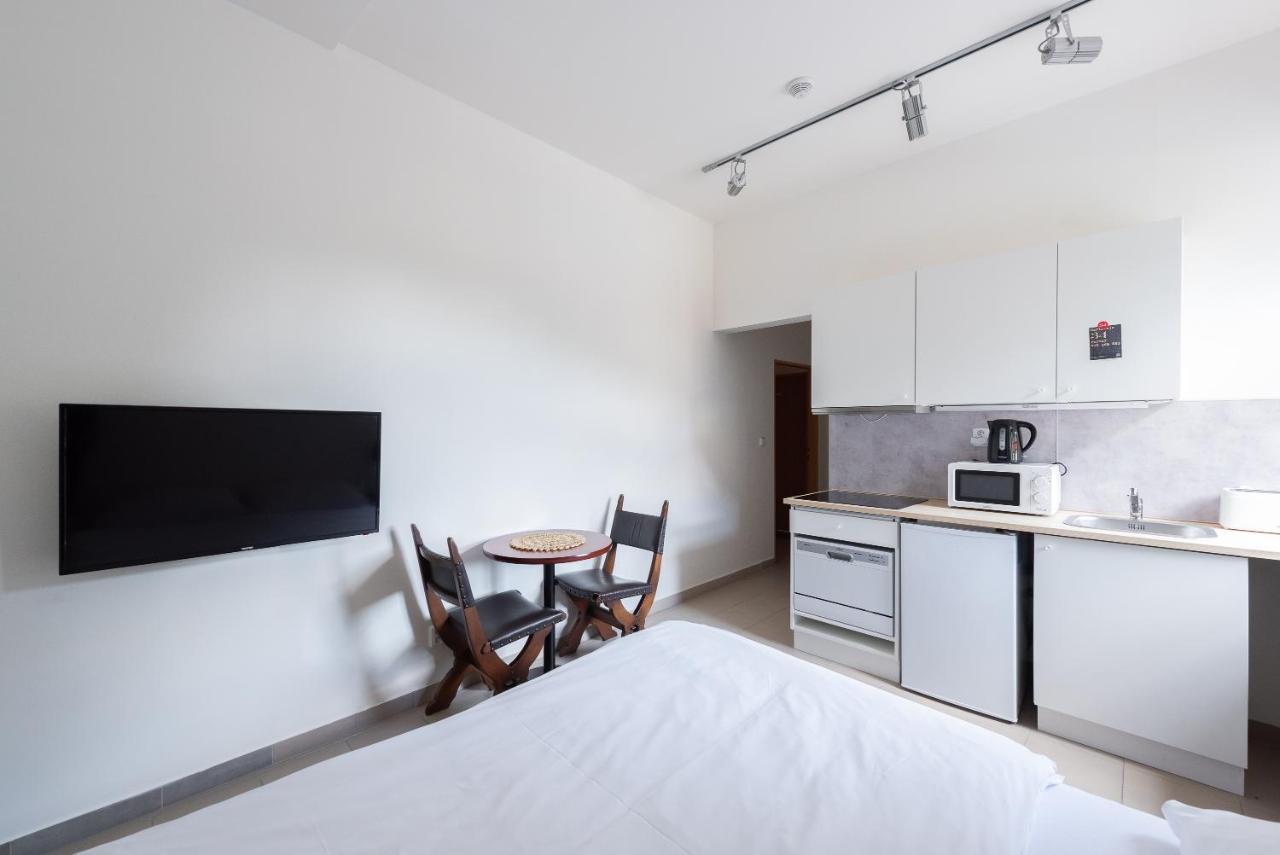 Apartman Muzeum Obchodu كارلستين المظهر الخارجي الصورة