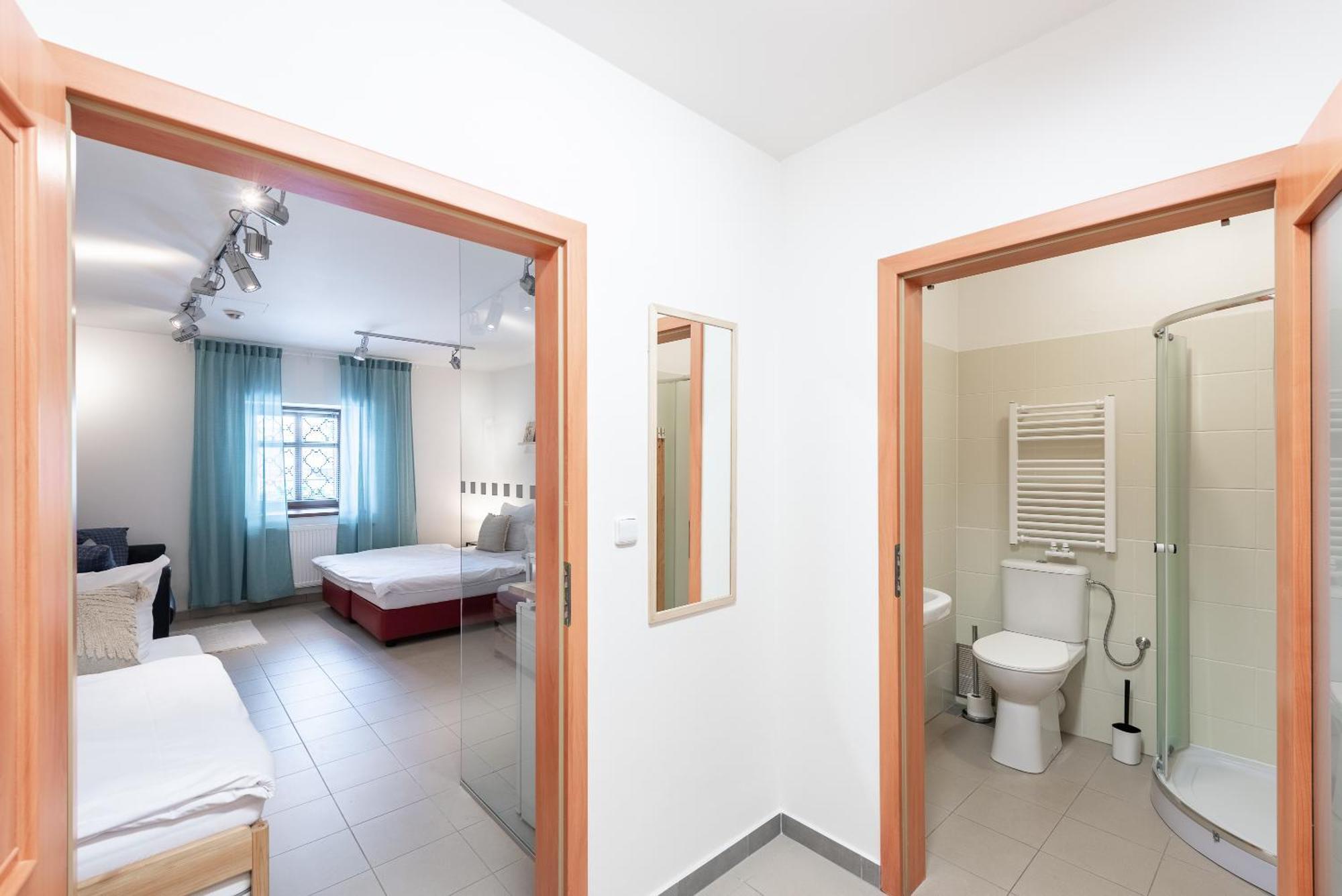 Apartman Muzeum Obchodu كارلستين المظهر الخارجي الصورة